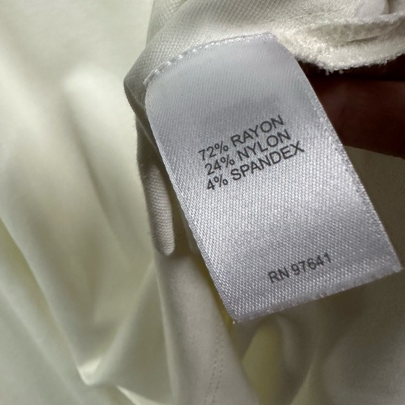 J Jill Rayon Blend Cream Stretch Button Up 3 Quarter Sleeve Tunic Blouse MP - Picture 11 of 11